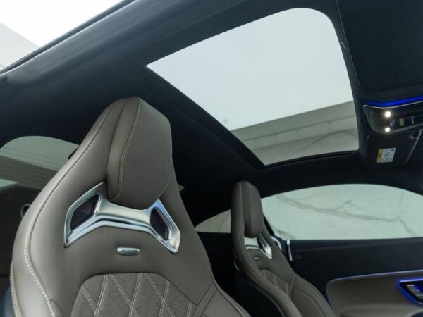 MERCEDES Benz AMG GT63 Coupe 2024 - Image 16