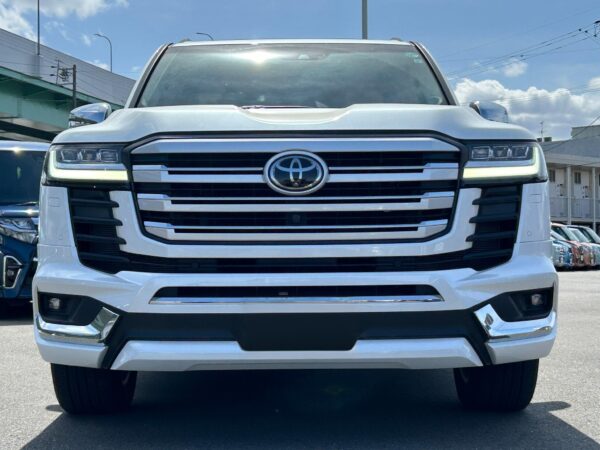 TOYOTA LANDCRUISER zx LC300 2023