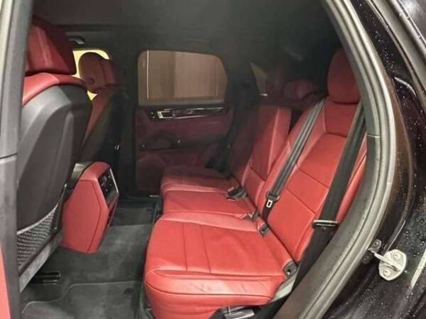 PORSCHE CAYENNE “S” AWD 2018 - Image 10
